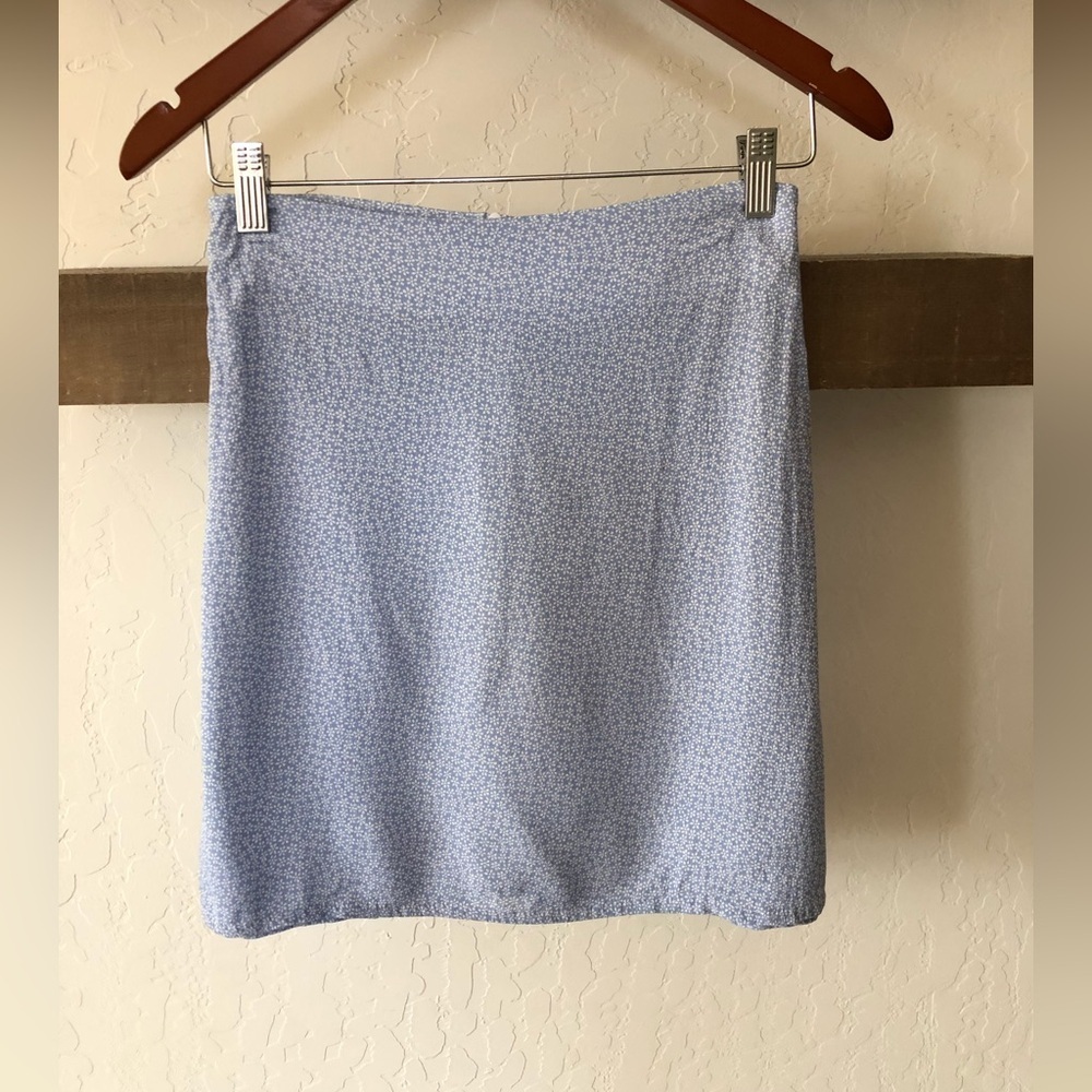Brandy Melville|Ditsy floral pastel chalk blue mini skirt in silky satin style,